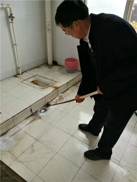 河南鋼模板廠家:企業的管理如何    就看企業的廁所