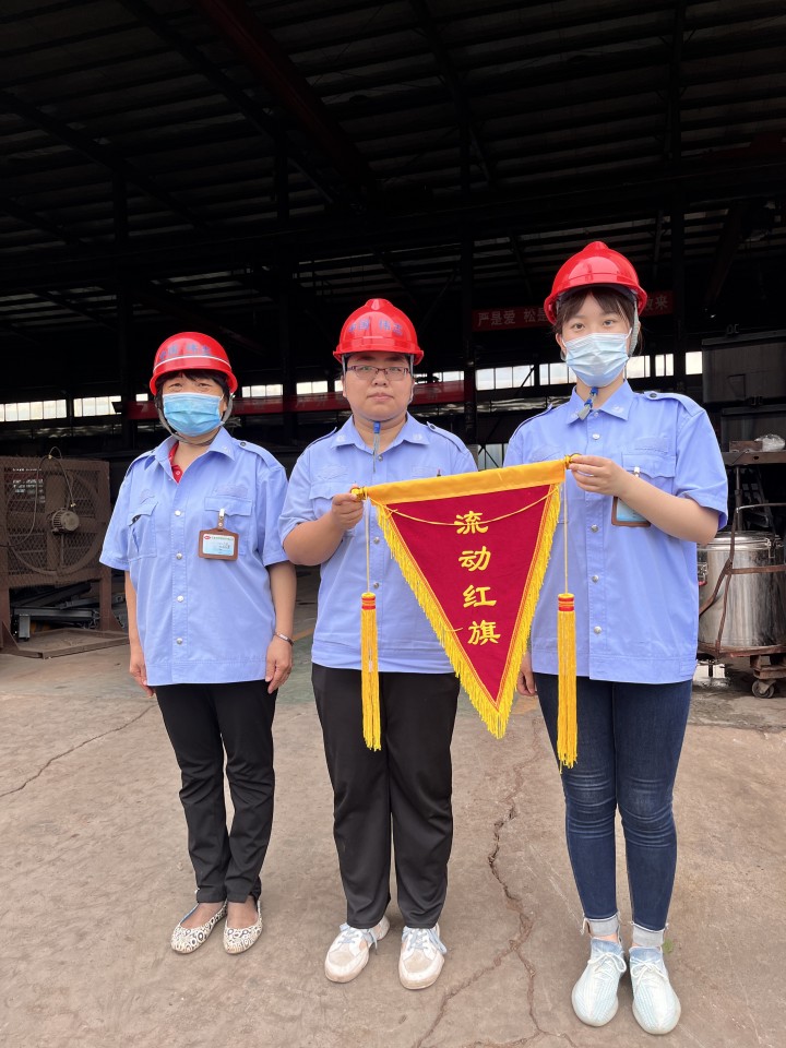 偉志鋼模板企業(yè)文化構(gòu)建，頒發(fā)流動紅旗